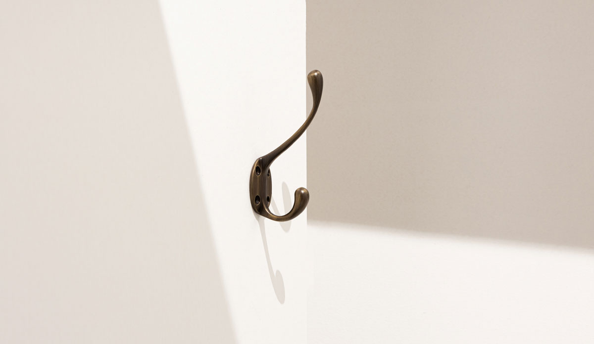 Furniture Hooks & Cardframes